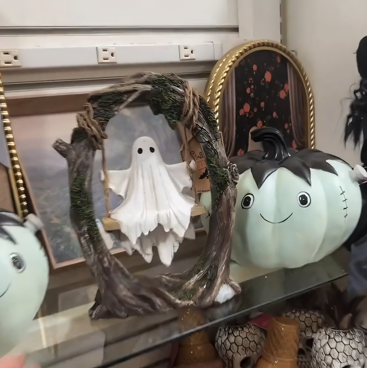 🔥Early Halloween Offer👻2025 Ingredientp®Swinging Shadows: Ghost on a Tree Swing-Whimsical Ghost on a Swing Decoration