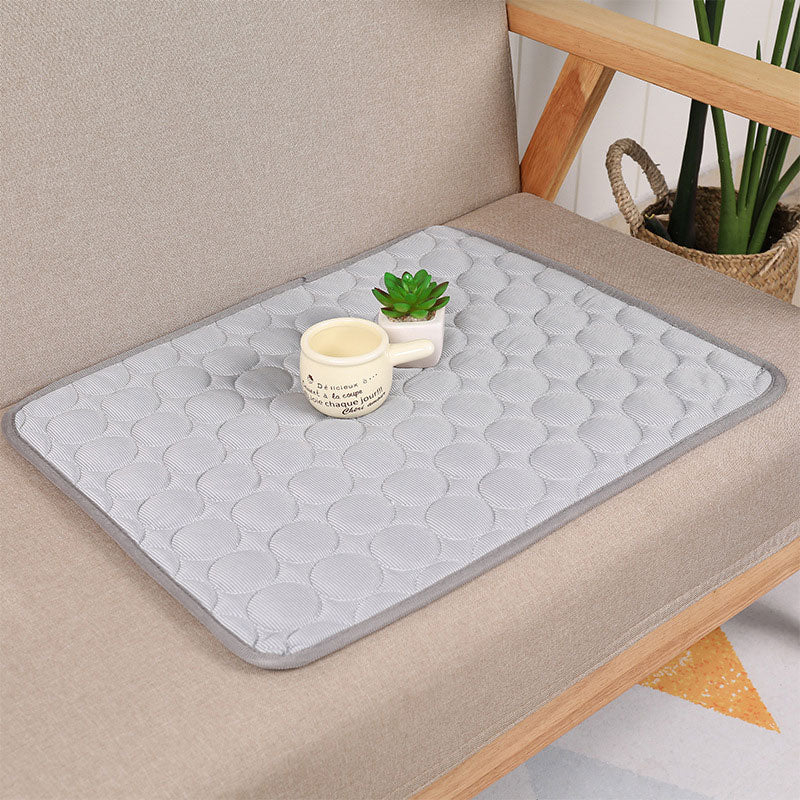 💥This Week's Special Offer 50% Off🧊Dog Cooling Mat (4x more effective)